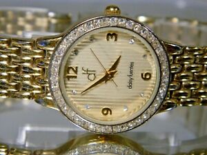 【送料無料】腕時計　デイジーフエンテスジェメドゴールドインチウォッチバッテリーwomens df daisy fuentes gemmed gold 77 inch watch battery 2 year warranty