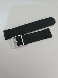 【送料無料】腕時計　ノモスガラスブラックファブリックウォッチストラップラグバックル｜hokushin