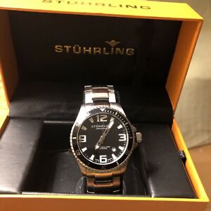 【送料無料】腕時計　スターリングオリジナルダイバークォーツウォッチバッテリーsturhling original 45mm diver quartz watch battery｜hokushin