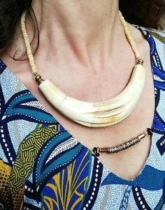 【送料無料】ジュエリー・アクセサリー アフリカネックレスcollier africain ancien en os veritable