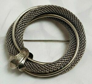 【送料無料】ジュエリー・アクセサリー ジュエルヴィンテージブローチリングスチールメッシュスムーズコッテbijou vintage broche anneaux entrelace acier cotte de maille et lisse m150