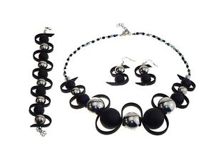【貨物輸送無料】宝飾品・添え物 ジグザグファンシージュエリーハンドメイドparure zigzag  noir et argente  bijoux fantaisiecreation artisanale