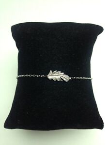 【送料無料】ジュエリー・アクセサリー シルバーフェザーブレスレットbracelet plume en argent 925