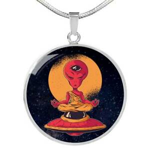 【送料無料】ジュエリー・アクセサリー エイリアンファンサークルスチールカラーゴールドufo alien eventail cadeau meditation cercle collier acier inoxydable ou 18k or