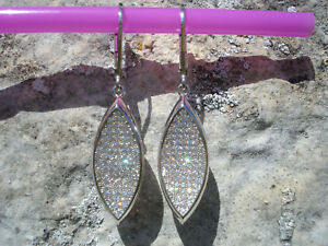 【送料無料】ジュエリー・アクセサリー イヤリングbelles boucles doreilles dormeuses en argent et oxydes blancs｜hokushin