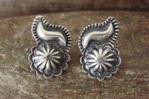 【送料無料】ジュエリー・アクセサリー ナバホシルバースターリングフェザーポストイヤリングアニースペンサーnavajo argent sterling plume post boucles doreilles  annie spencer