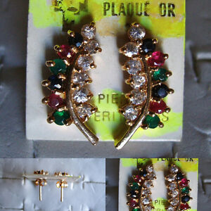 【送料無料】ジュエリー・アクセサリー メッキゴールドリーフルビーエメラルドイヤリングサファイアジルコンrare boucles doreilles percees plaque or feuille rubis emeraudes saphir zircons