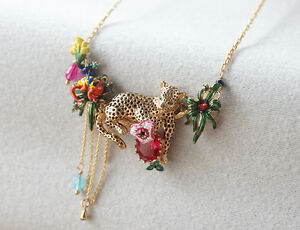 【送料無料】ジュエリー・アクセサリー ペンダンティーゴールデンパンテバレオパードエングレービンググリーンリーフcollier pendantif dore panthere leopard gravure feuille vert artisannal l7 17,486円
