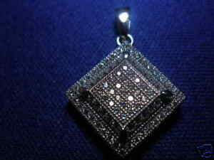 【貨物輸送無料】宝飾品・佩び物 シルバースターリングパヴェロンボイドペンダントargent sterling pave cz rhomboide pendentif