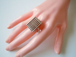 【貨物輸送無料】宝飾品・佩び物 スターリングシルバープリアントデザイナーリングマイスターステムペル925 sterling argent pliant designer anneau meisterstempel 11,5 g  rg 5354