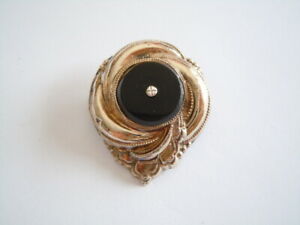 【貨物輸送無料】宝飾品・佩び物 テストシルバーピンゴールデンantique testee argent broche partiellement dore avec onyx 13,3 g4,1 x 3,4 糎