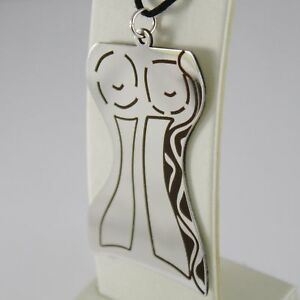 【貨物輸送無料】宝飾品・付属物 コードスチールペンダントバストpendentif en acier motiven buste de femme avec cordon en coton noir