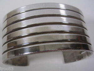 【貨物輸送無料】宝飾品・佩び物 ビッグブレスレットニューブリッジシルバーウェアgros bracelet bridge silverware ancien plaque argent