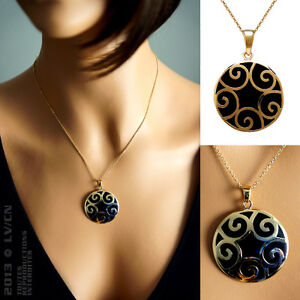 【貨物輸送無料】宝飾品・佩び物 メッキブラックレジンペンダントチェーンlot pendentif en plaque or et resine noire  chaine neuf  longueur au choix