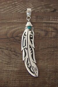 【貨物輸送無料】宝飾品・付属品 ナバホシルバースターリングターコイズフェザーペンダントnavajo argent sterling turquoise pendentif plume  tamp;r