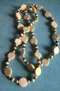 【貨物輸送無料】宝飾品・佩び物 ヴィンテージエスニックパールカラーvintage collier en perles dos bovin ethnique