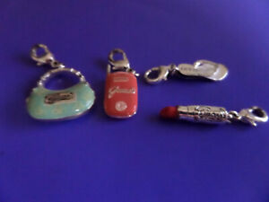 【貨物輸送無料】宝飾品・付属品 引きつける4 charms guess