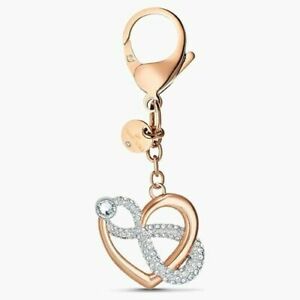 【貨物輸送無料】宝飾品・付属品 スワロフスキーポルタキアヴィバッグチャームインフィニティswarovski portachiavibag charm infinity 5530885