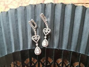 【送料無料】ジュエリー・アクセサリー シルバーラインストーンハートイヤリングboucles doreilles coeur en argent et strass｜hokushin