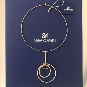 【送料無料】ジュエリー・アクセサリー スワロフスキーゴールデンサークルホワイトクリスタルcollier swarovski dore cercles cristaux blancs neuf authentique