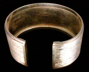 【貨物輸送無料】宝飾品・付属物 しろがね色腕輪bracelet argent  4797 g