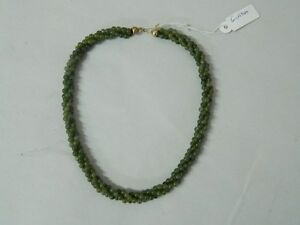 【貨物輸送無料】宝飾品・添え物 コラーナジロコロトルシリオーネフィリジャダインペリアーレアンニヴィンテージcollana girocollo torciglione 3 fili インチ giada imperiale anni 70 vintage oma19