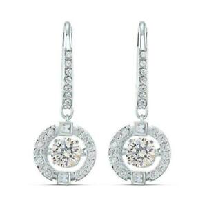 【送料無料】ジュエリー・アクセサリー オレッキーニスワロフスキードナレガメタリカアルジェントorecchini swarovski donna 5504652 lega metallica argento