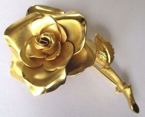 【送料無料】ジュエリー・アクセサリー オリジナルヴィンテージブローチピンクゴールドoriginale broche bijou vintage couleur or rose en relief de qualite 294｜hokushin