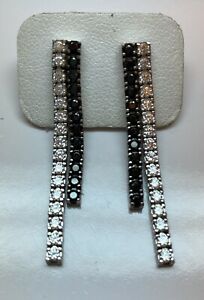 【送料無料】ジュエリー・アクセサリー アルジェントエストレースオレッキーニorecchini in argento e strass 24,735円