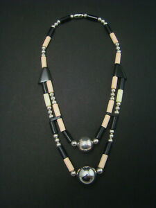 【貨物輸送無料】宝飾品・添え物 コラリスコリアーギレメットザホワールベークライトcollier guillemette lhoir en galalith  bakelite