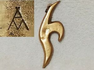 【貨物輸送無料】宝飾品・付属品 ブロンズアーティストジュエルペンダントancien pendentif en bronze bijou dartiste signe pm  a identifier