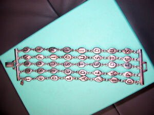 【貨物輸送無料】宝飾品・付属物 ブレスレットテッドラピドゥスヴィンテージtres rare  bracelet   letters  signe ted lapidus  vintage 1970