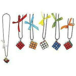 【送料無料】ジュエリー・アクセサリー パズルキューブコリアーペンダンノットレトロコスプレジョークールpuzzle cube collier pendanr avec noeud retro 80s cosplay joe cool