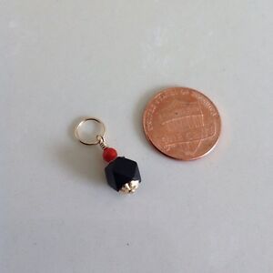 【送料無料】ジュエリー・アクセサリー アザバチェコーラルゴールドペンダントアザバッハレアル azabache coral gold filled pendant genuine azabache real