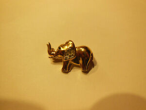 【送料無料】ジュエリー・アクセサリー ブローチオートクチュールbroche elephant bonheur metal dore et strass haute couture