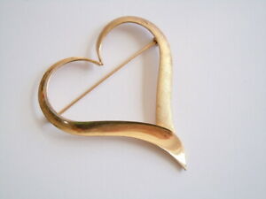 【送料無料】ジュエリー・アクセサリー ラージゴールデンハートブローチgrand doree coeur broche 5,3 g5,8 x 5,2 cm