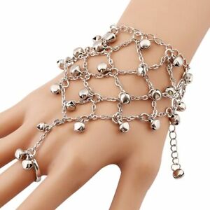 【送料無料】ジュエリー・アクセサリー ブレスレットボヘミアンチャームクロスパンクジングルベルpunk femme jingle bell pendant finger bracelet charme boheme croix