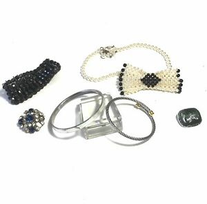 【送料無料】ジュエリー・アクセサリー ジュエリーブレスレットブローチネックレスlot de bijoux anciens fantaisie 3 bracelets 2 broches et un collier