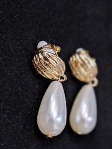 限定価格セール ジュエリー アクセサリー シンプルパールホワイトペアドロップレトロゴールデンイヤリングクリップboucles Doreilles Clip On Dore Pendant Simple Perle Goutte Poire Blanc Retro J8 Hokushin 最も優遇 Wellspringacademy Org