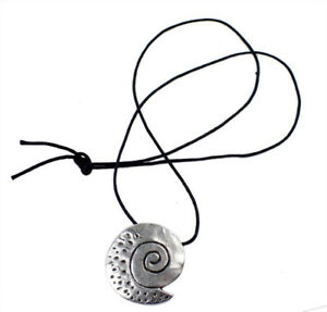 【送料無料】ジュエリー・アクセサリー ミノットコットンカラーシェルペンダントminott collier en coton pour nouer avec coquille pendentif 21347