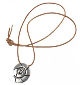 【送料無料】ジュエリー・アクセサリー ミノットチェーンブラウンブレスレットシェルペンダントminott chaine bracelet marron pour nouer avec coquille pendentif 21337｜hokushin