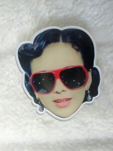 【送料無料】ジュエリー・アクセサリー ピンナップブローチレトロメガネオリジナルアクリルプラスチックbroche femme pinup retro lunettes rouges original plastique acrylique
