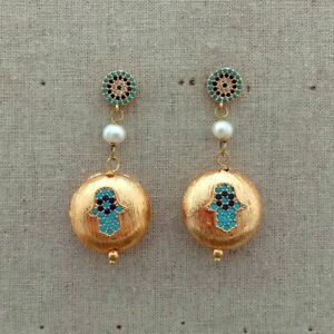 【送料無料】ジュエリー・アクセサリー ホワイトパールゴールドメッキハムサスタッドイヤリングwhite?pearl gold plated cz hamsa stud?earrings