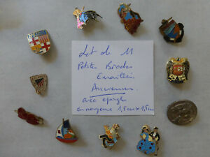 【送料無料】ジュエリー・アクセサリー ピンエナメルブローチロットlot de 11 petite broche ancienne emaillee avec epingle de fixation