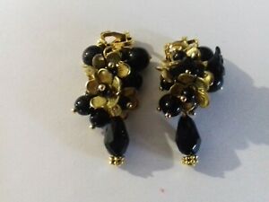 【送料無料】ジュエリー・アクセサリー ロングクリップイヤリングクラスターboucles doreilles a clips longues? grappe fleurs