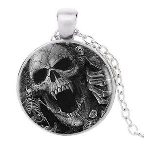 【送料無料】ジュエリー・アクセサリー デスヘッドスケルトンプリントペンダントネックレスゴシックcollier pendentif imprime tete de mort et squelette, gothique