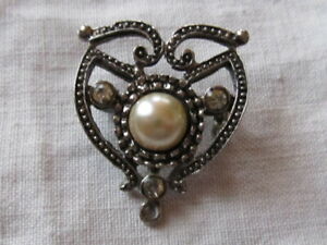 【送料無料】ジュエリー・アクセサリー ブローチパールラインストーンヴィンテージメタルbroche ancienne perle strass metal vintage