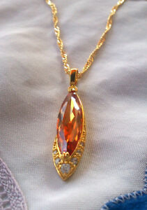 【送料無料】ジュエリー・アクセサリー スリッパペンダントゴールド?joli pendentif en forme de pantoufle babouche14k gold filled?