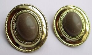【送料無料】ジュエリー・アクセサリー ヴィンテージイヤリングクリップトープカボションboucles doreilles bijou vintage clip couleur or en resine cabochon taupe 3509 14,024円