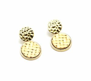 【送料無料】ジュエリー・アクセサリー イヤリングリングリングハンマーロータンサークルbo1560f boucles doreilles medaille martelee metal dore et cercle rotin tisse